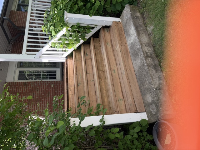 Finished deck stairs